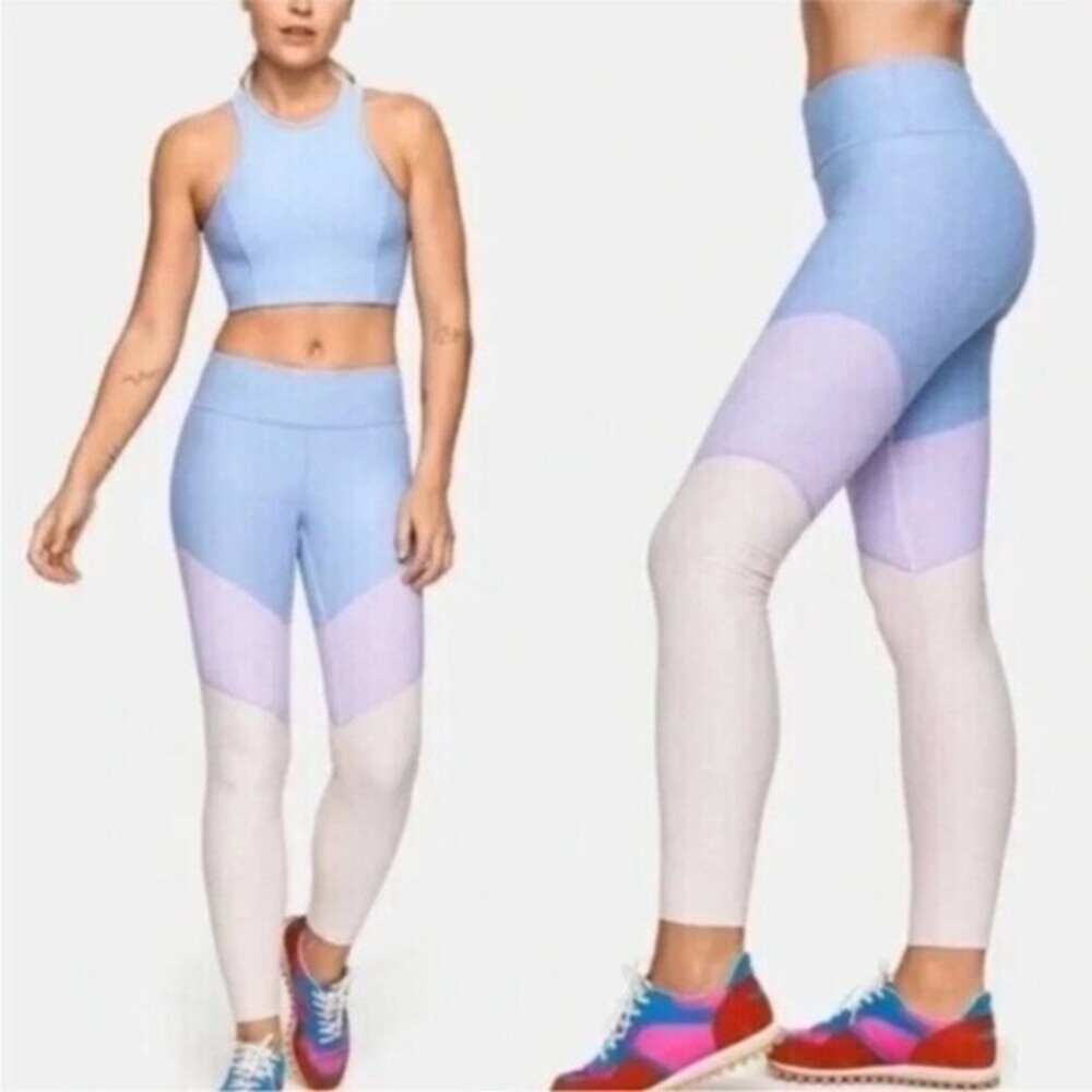 Outdoor Voices 7/8 Springs Color Block Leggings in Lilac | Lavender | Dahlia